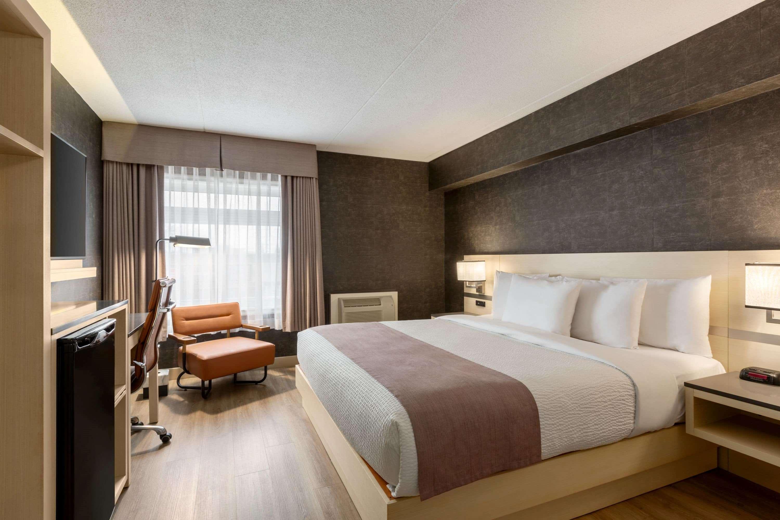 Hotel Days By Wyndham Toronto West 3*